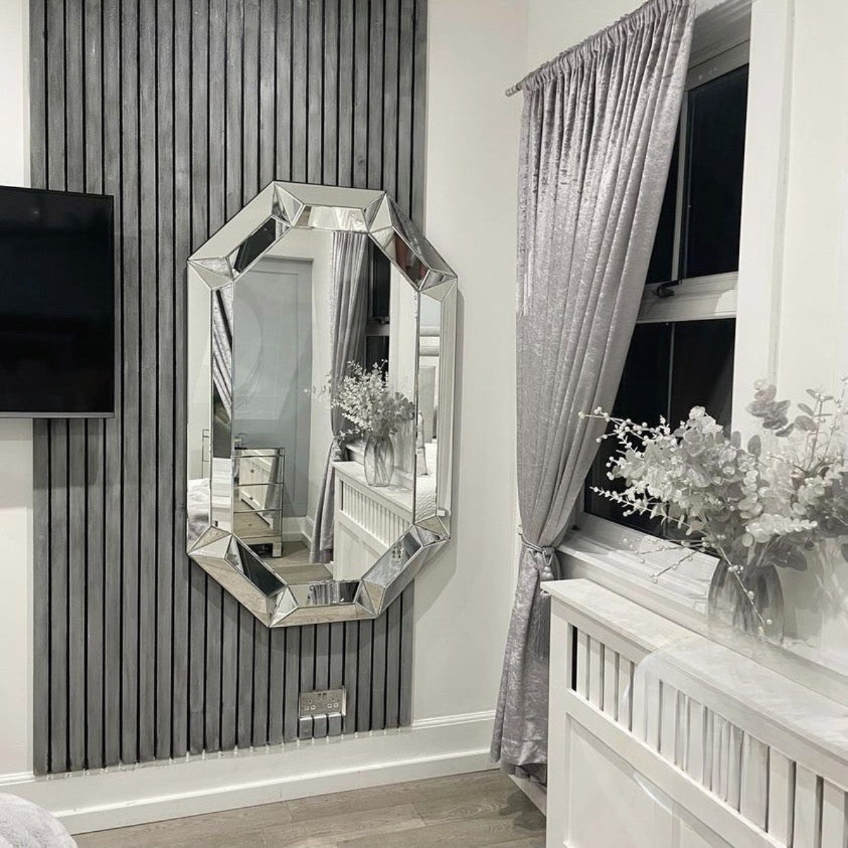 Large Dallas Wall Mirror
